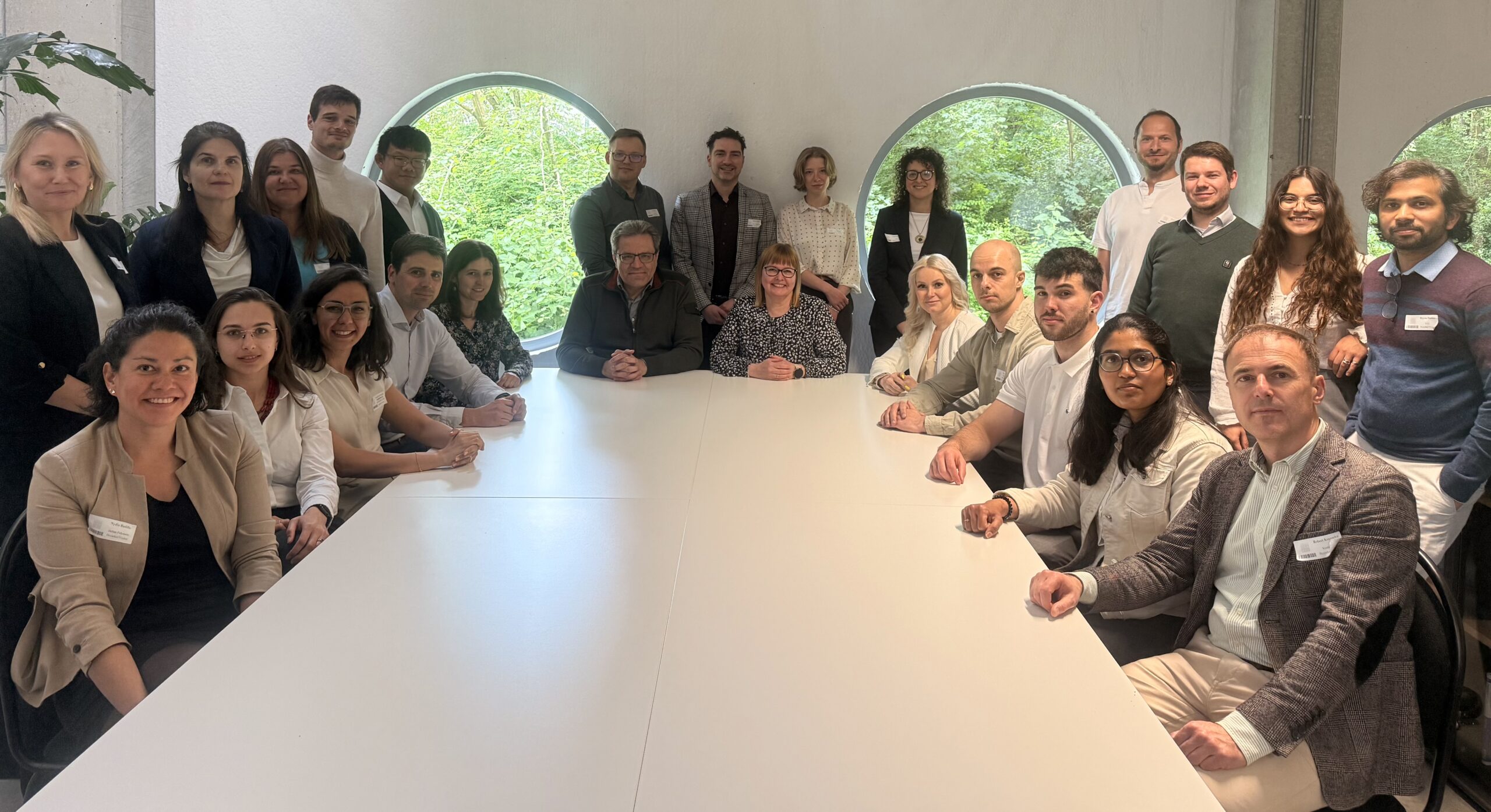 From ideas to samples: ECOFUNC partners meet in Kortrijk